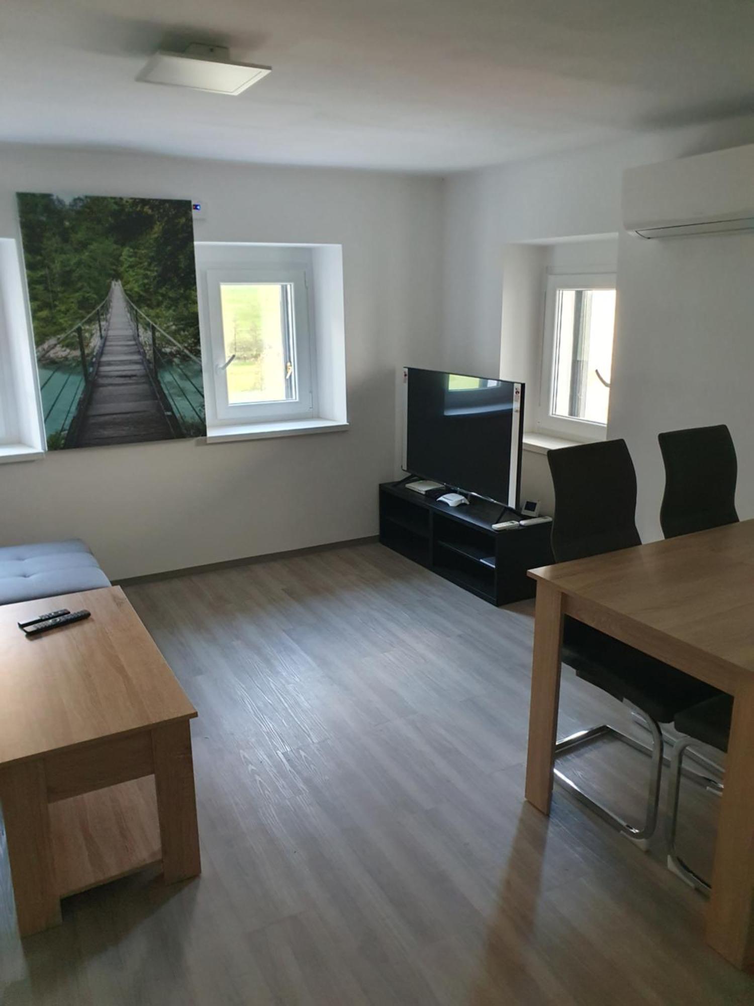 Apartment Ledince Most na Soči Eksteriør bilde